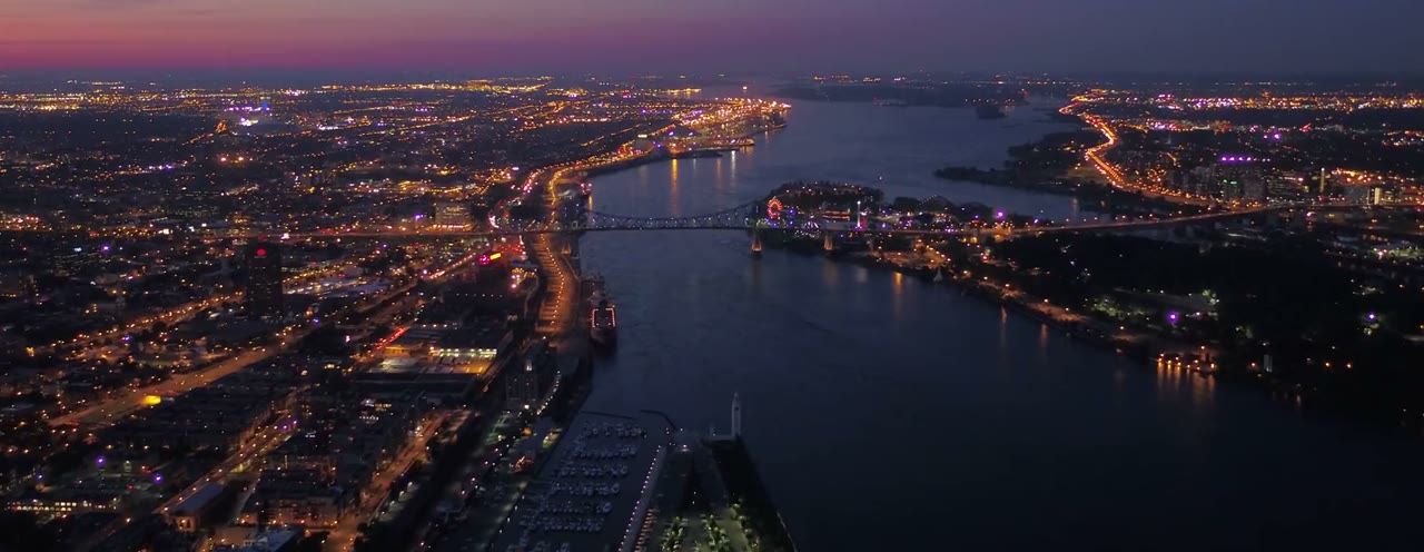 Vue aérienne de Montréal tirée des images de drone de RBG